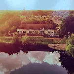 Buenos Hotel