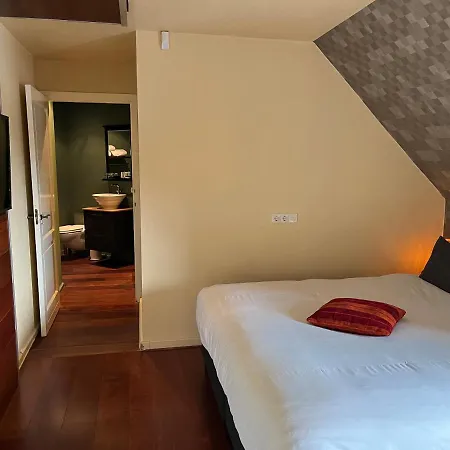 Buenos Hotel